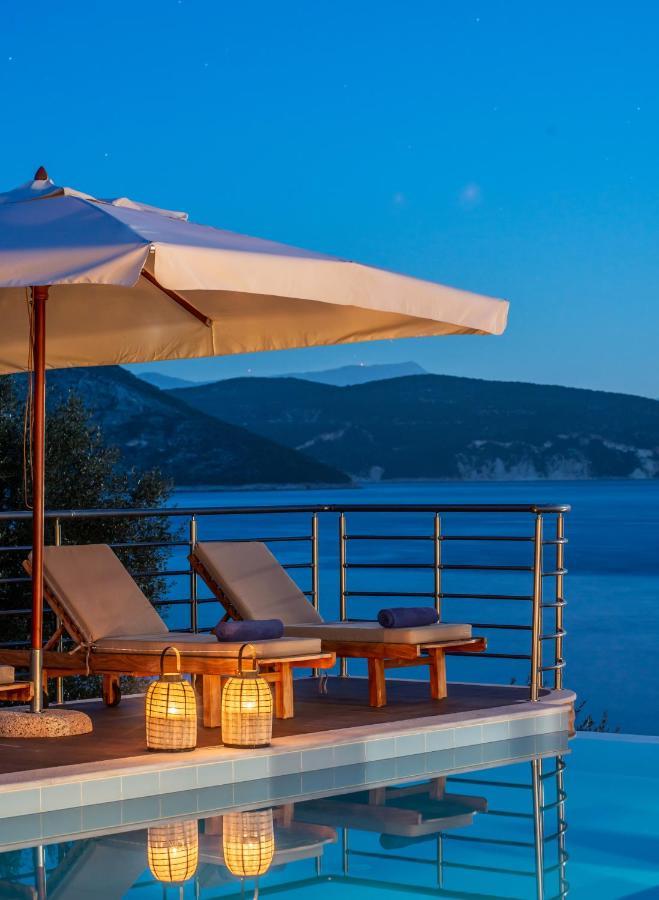 Iris Villas Lefkada - Marine Villa With Private Sea Access Syvota Dış mekan fotoğraf