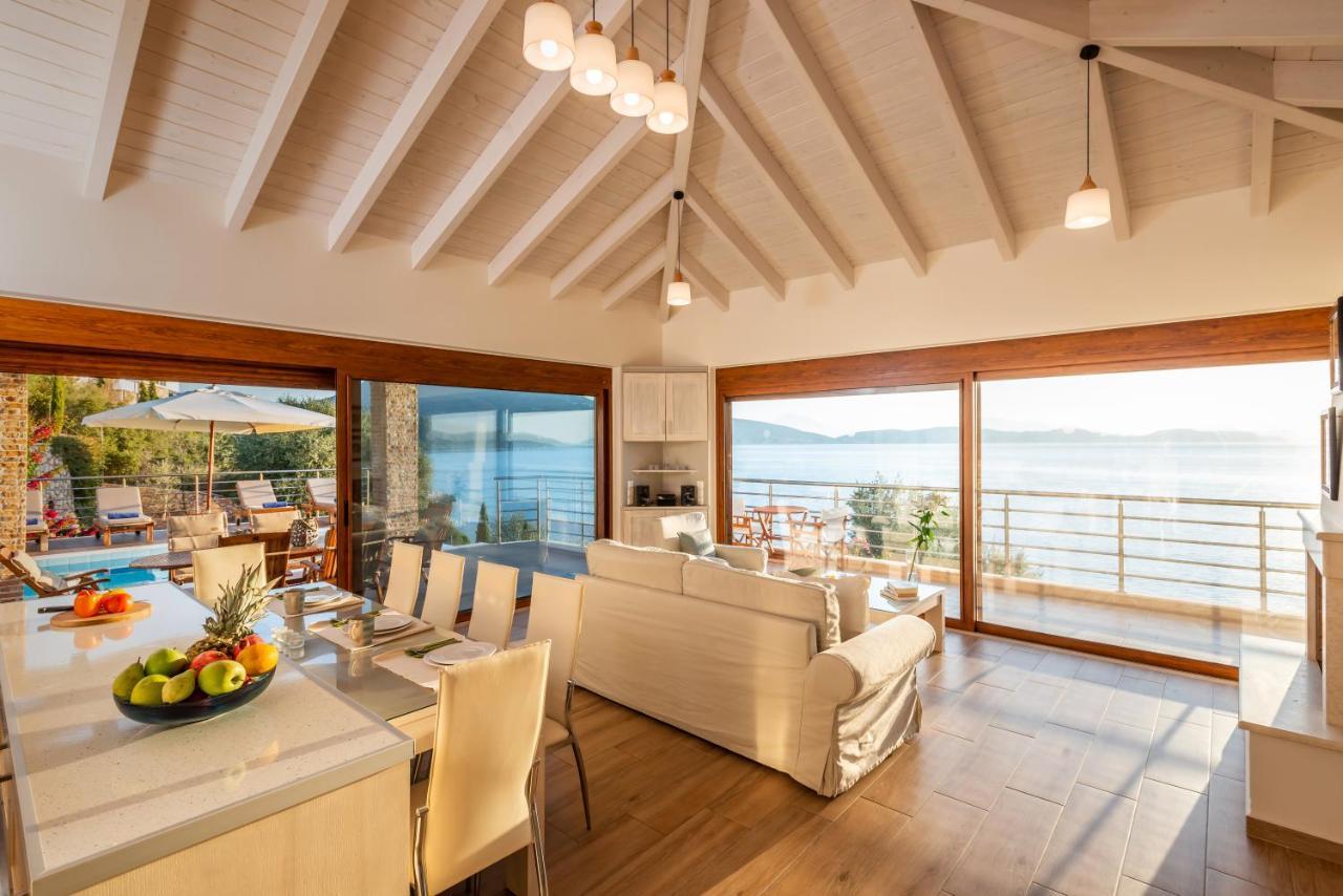 Iris Villas Lefkada - Marine Villa With Private Sea Access Syvota Dış mekan fotoğraf