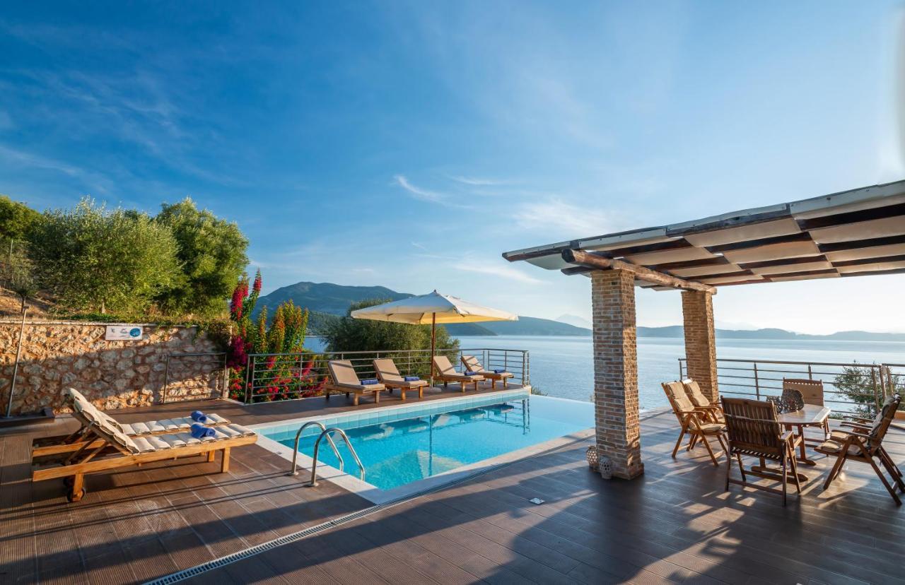 Iris Villas Lefkada - Marine Villa With Private Sea Access Syvota Dış mekan fotoğraf